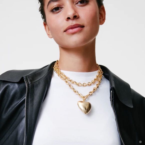 Roxanne Assoulin The Puffy Heart Necklace in Gold - Picture 3 of 7